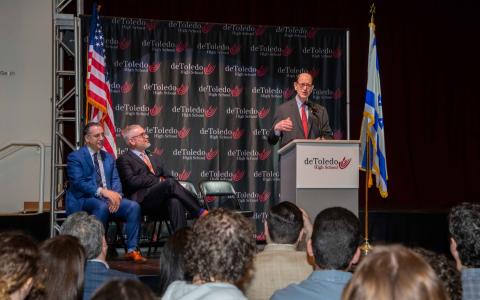 Congressman Sherman Speaks to Israeli Student Delegation to LA