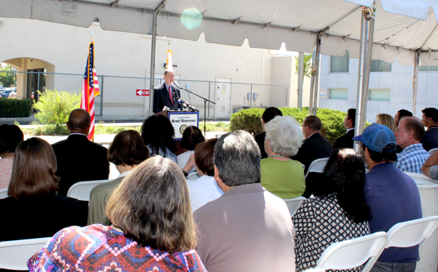 Sherman Commemorates 20th Anniversary of North Valley JCC Shooting